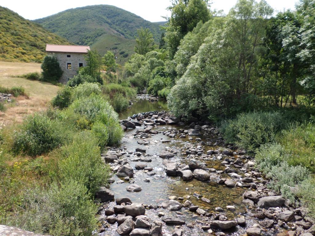 Casa Rural La Altanera Barniedo de la Reina 外观 照片